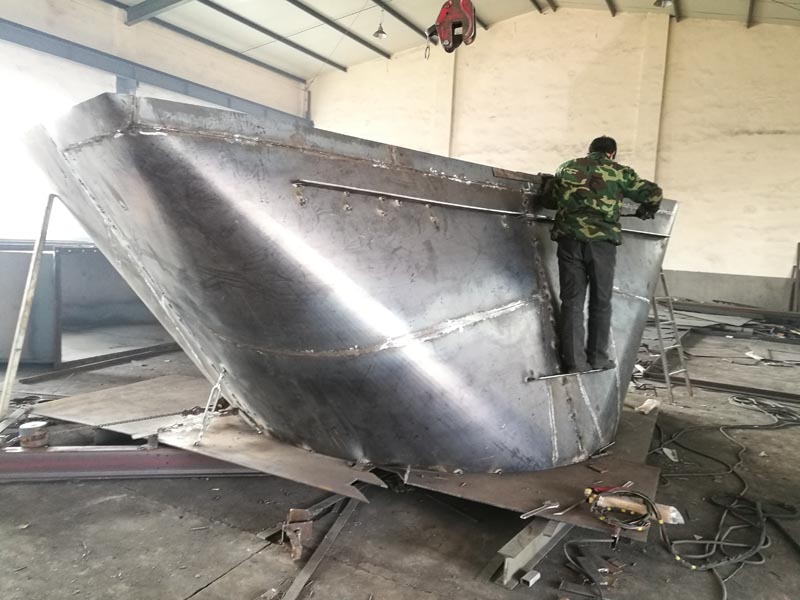 非標設(shè)備制作(圖06)